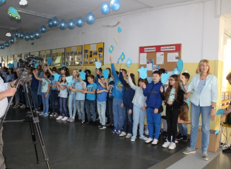 Powiększ obraz: Raport z organizacji w szkole obchodów 30 rocznicy uchwalenia Konwencji Praw Dziecka